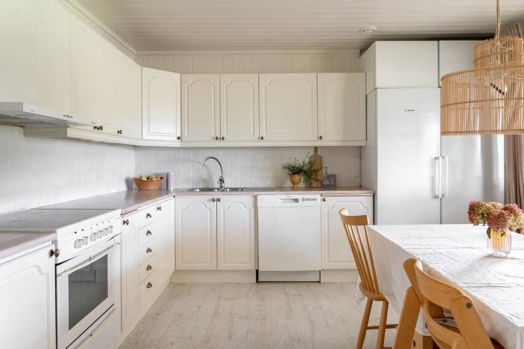 A Countryside Villa Close To Uppsala! エクステリア 写真